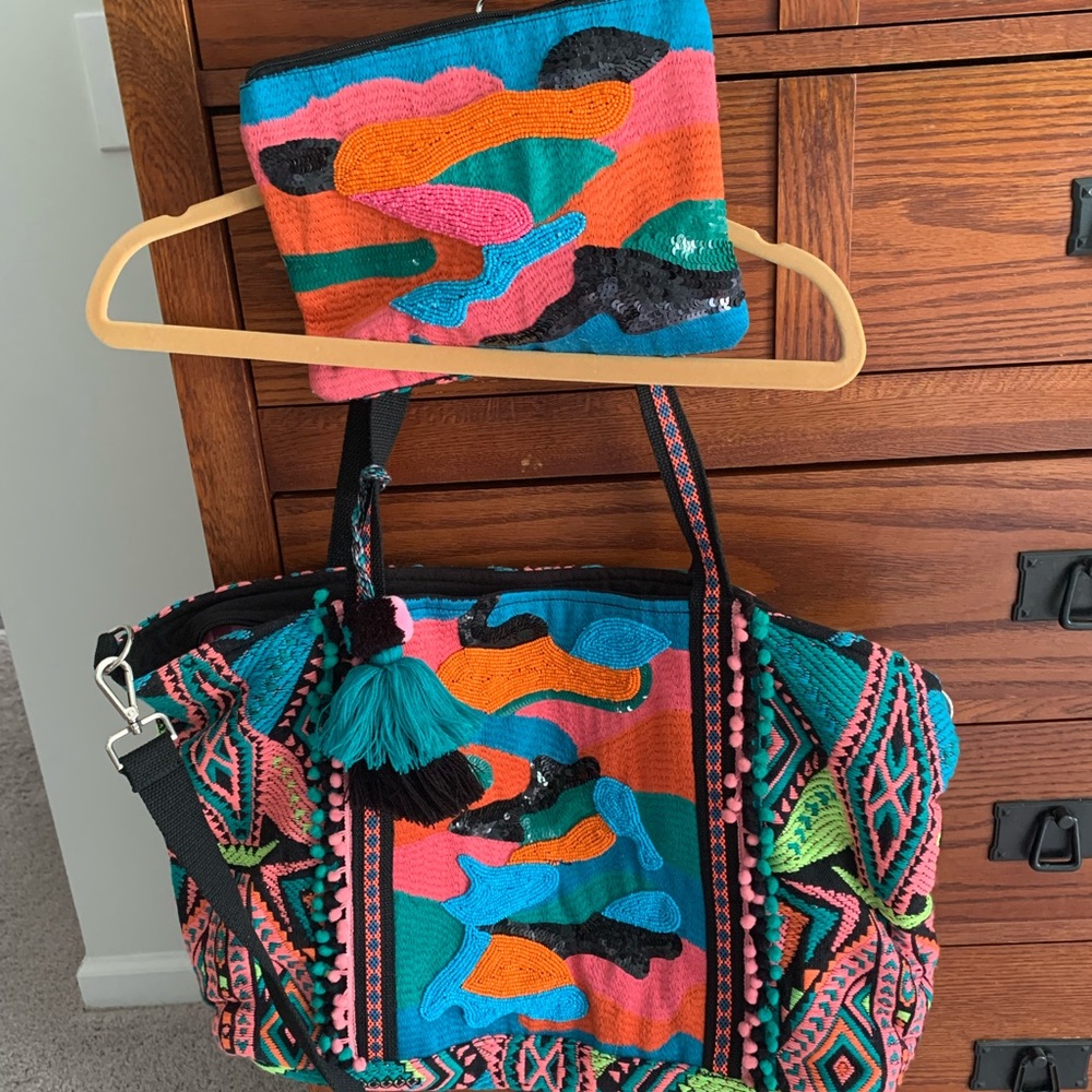 Multicolor Women's Travel Bag Set
